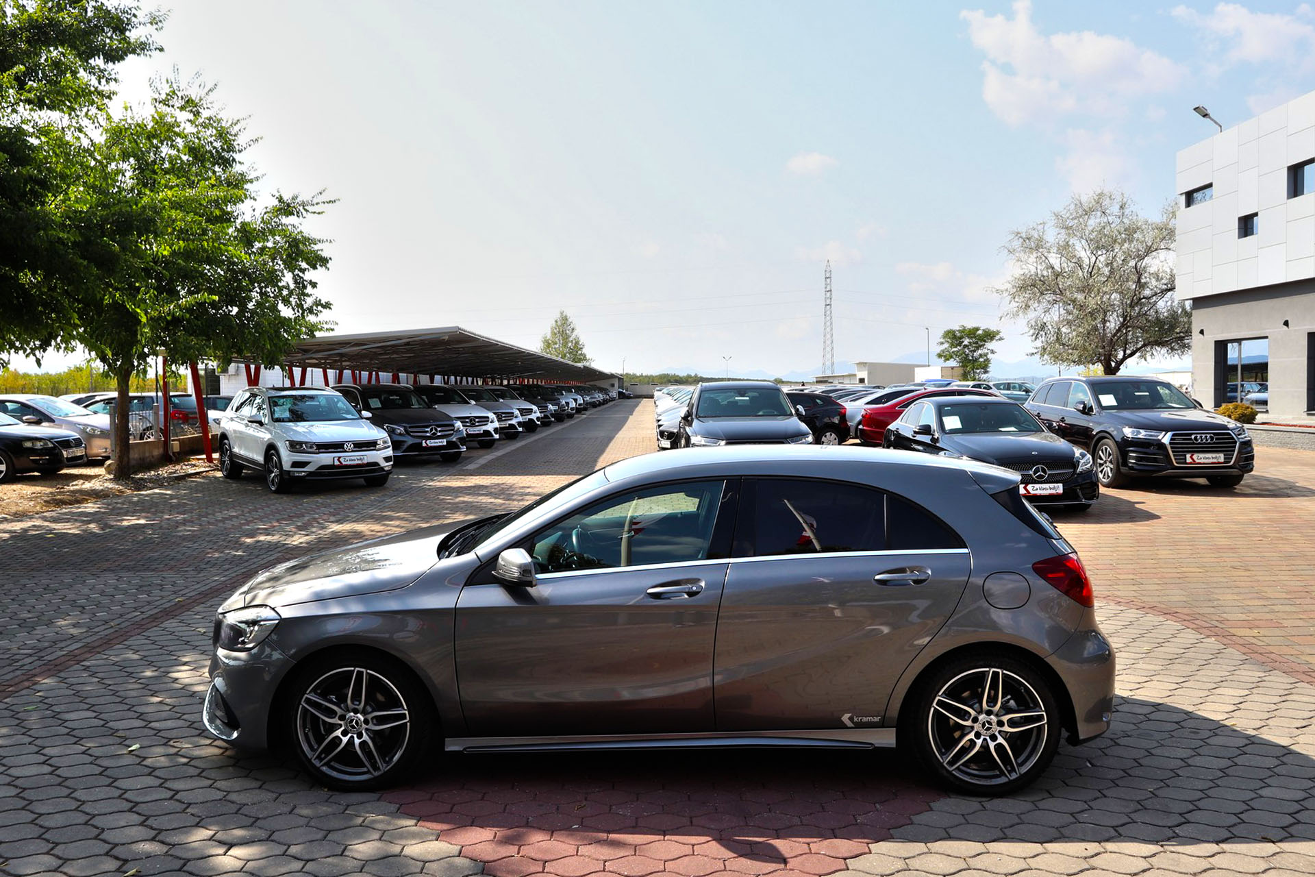 Mercedes-Benz A 180 D 7G-Tronic Sportpaket AMG Line -FACELIFT-