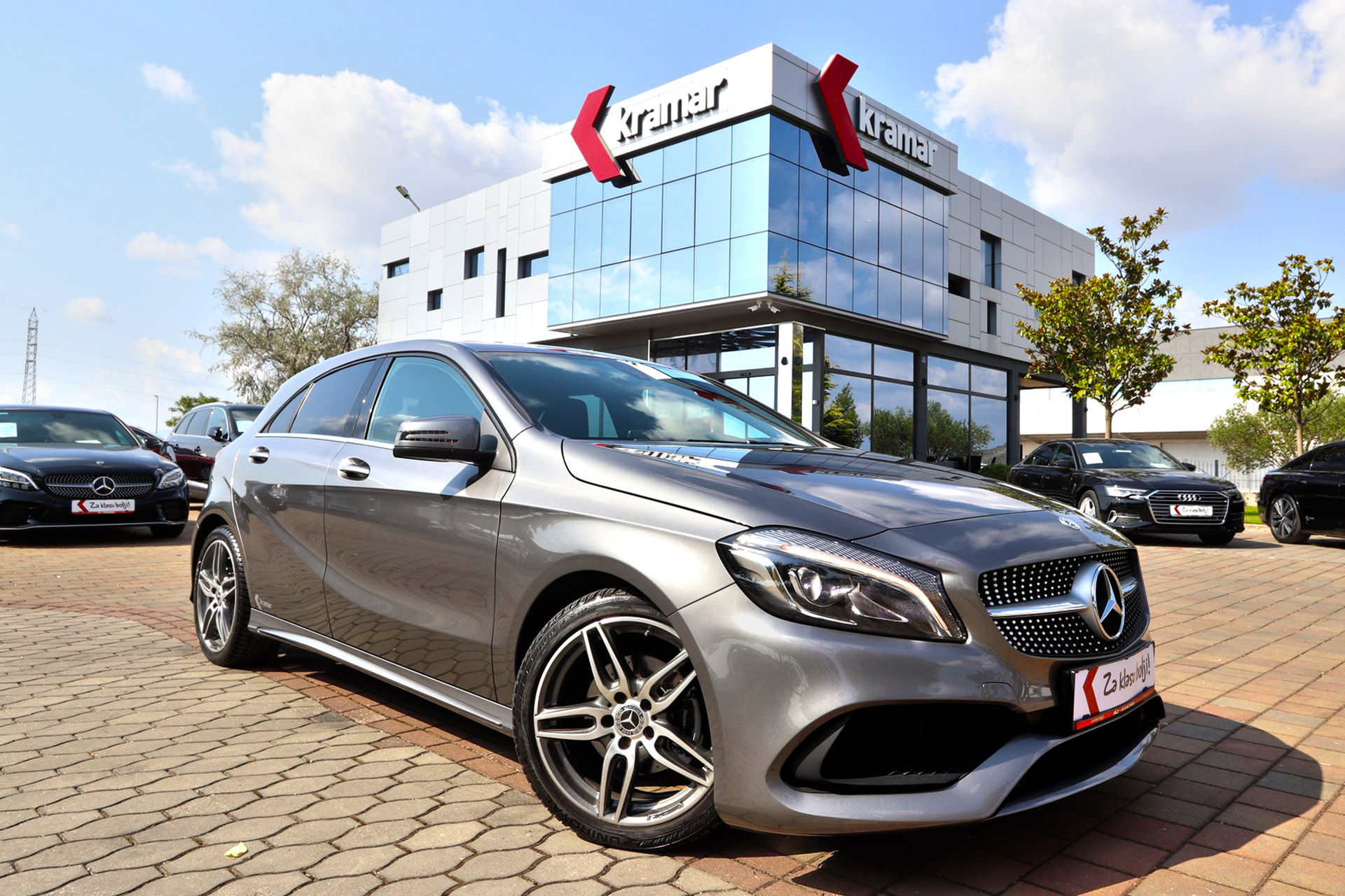 Mercedes-Benz A 180 D 7G-Tronic Sportpaket AMG Line -FACELIFT-